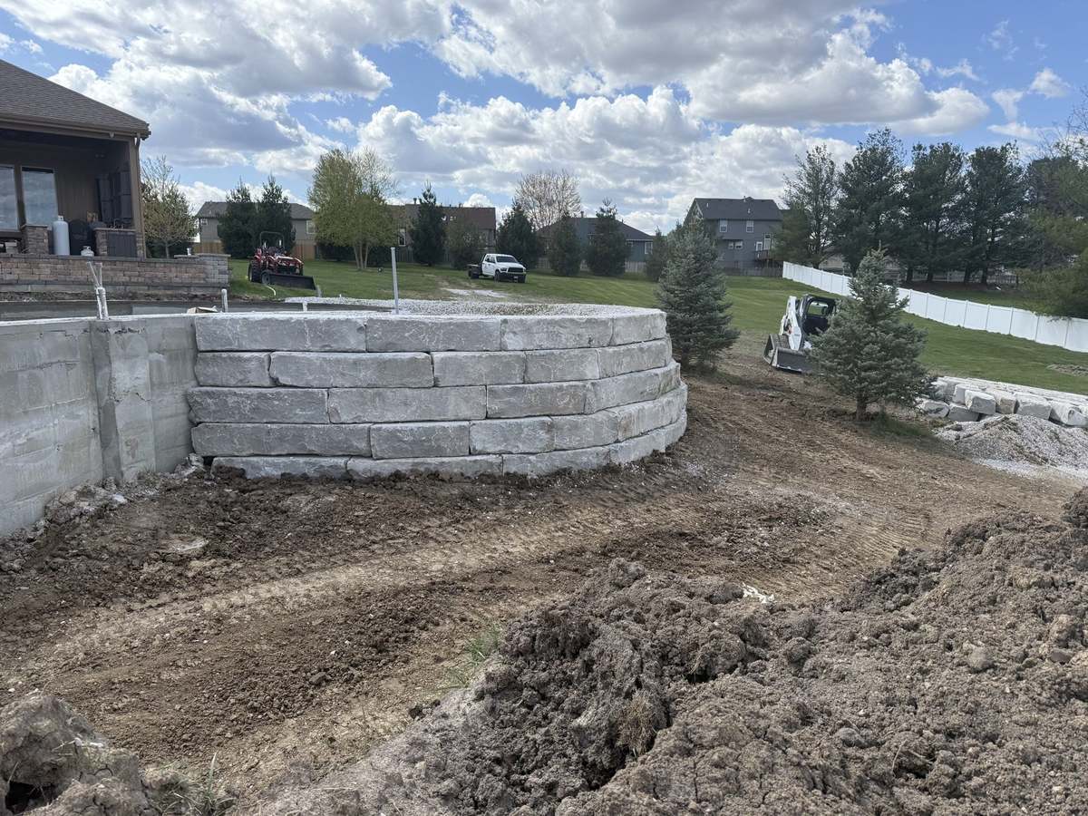 12" Milled 50/50 limestone wall