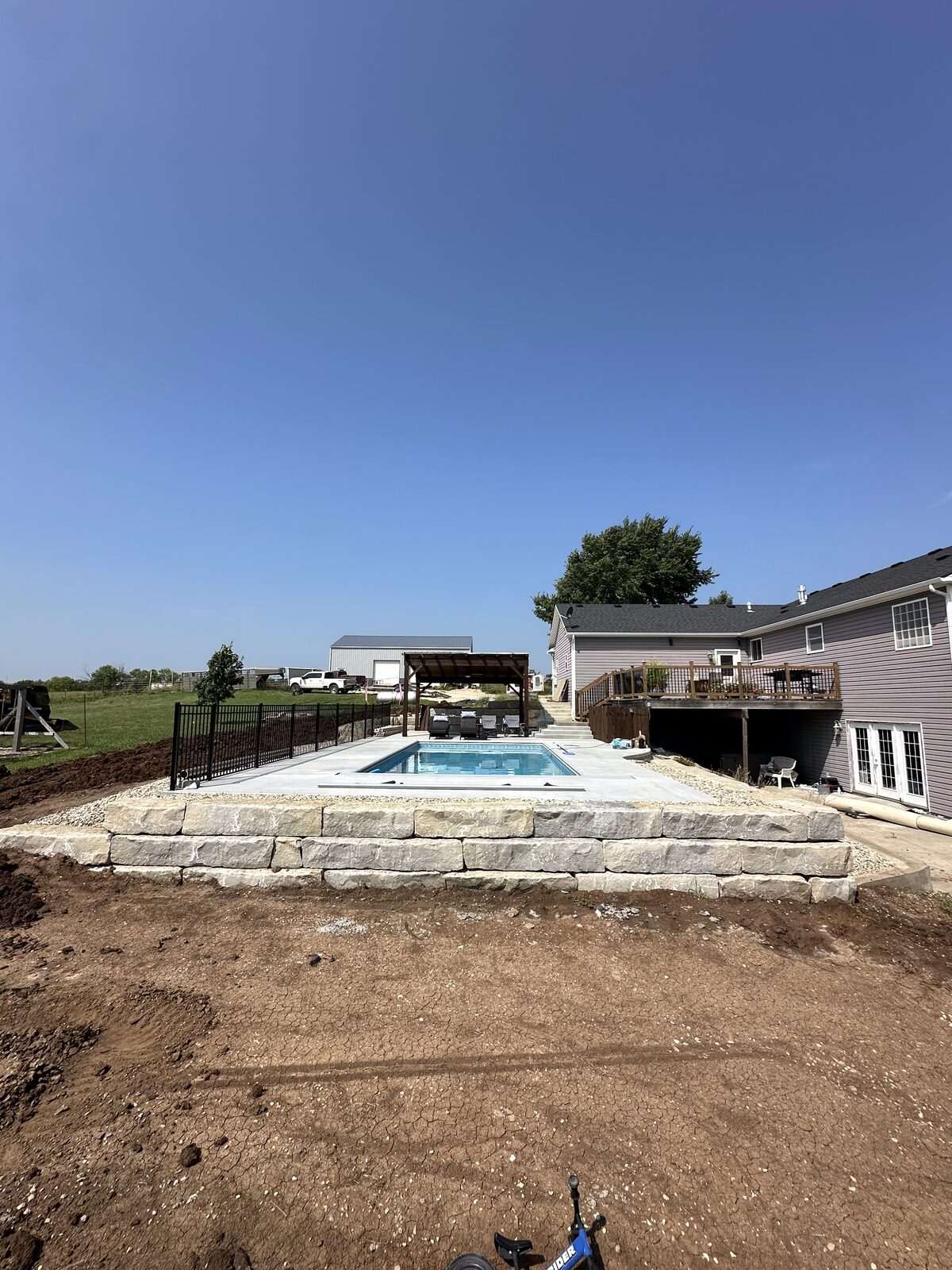 Premium Gray Horizon limestone blocks