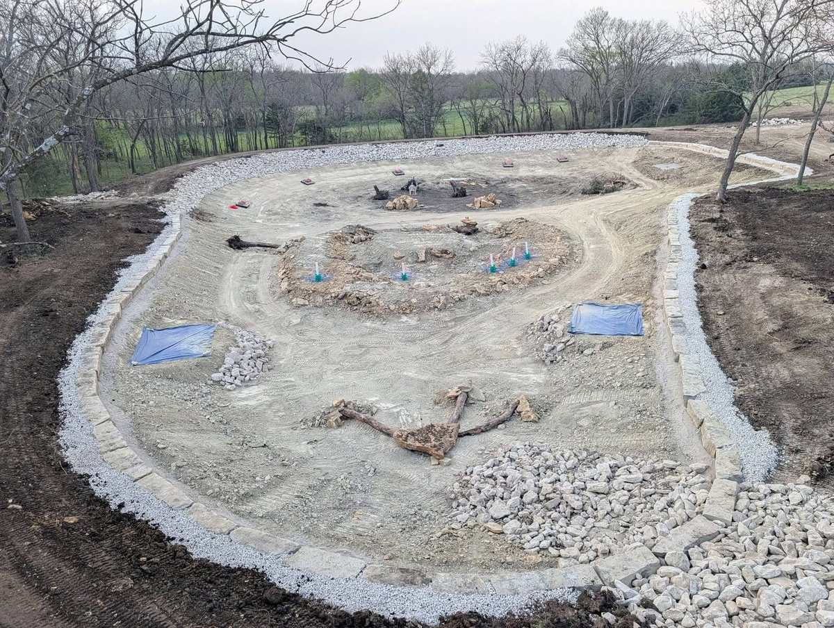 Natural Tan limestone landscape wall